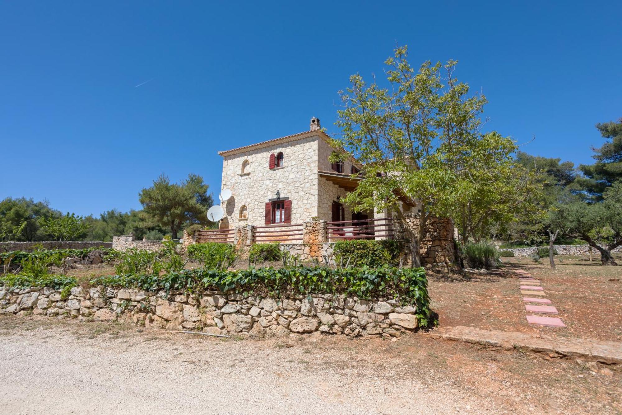 Aresti Mountain Resort Agios Leon Exterior photo