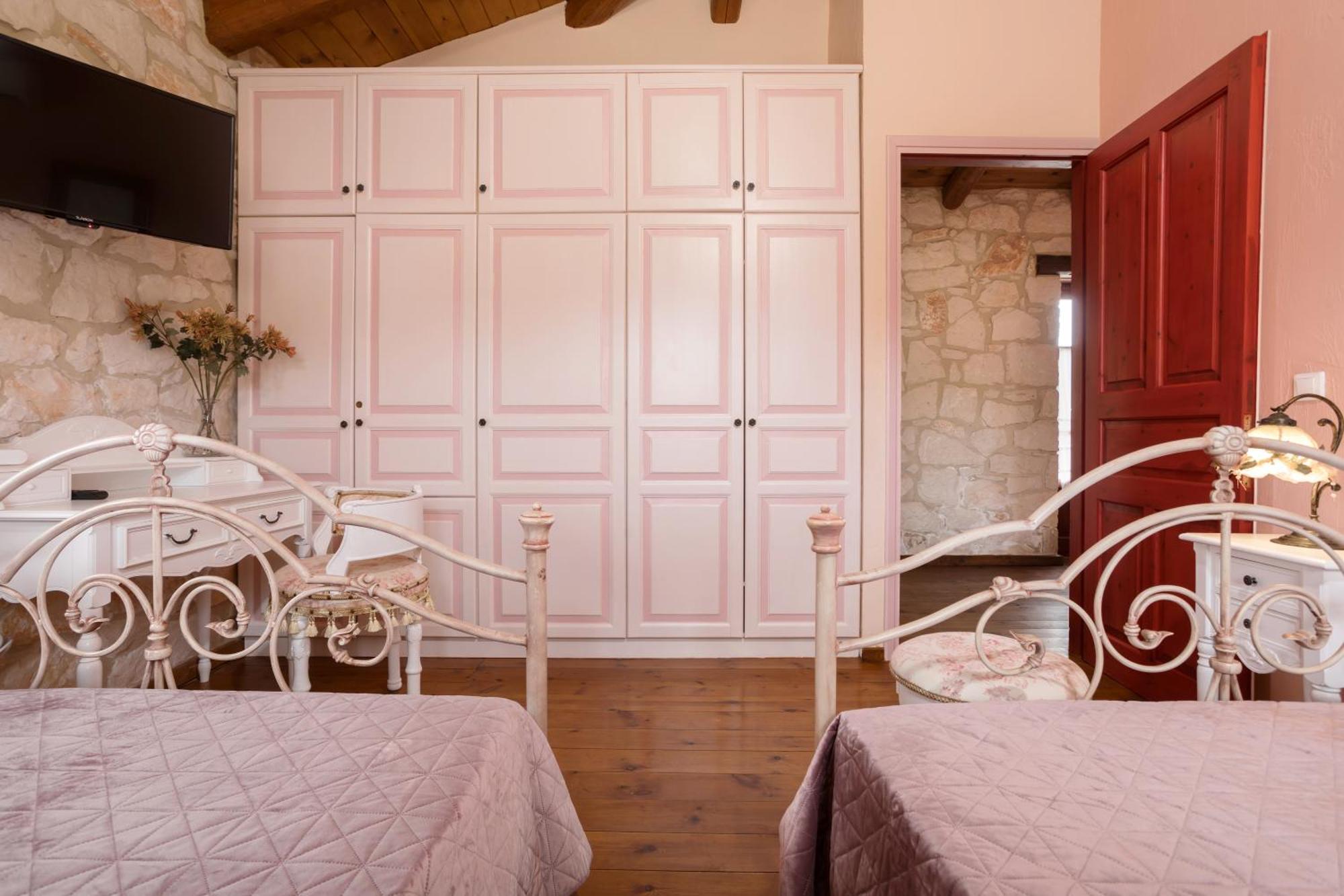 Aresti Mountain Resort Agios Leon Exterior photo